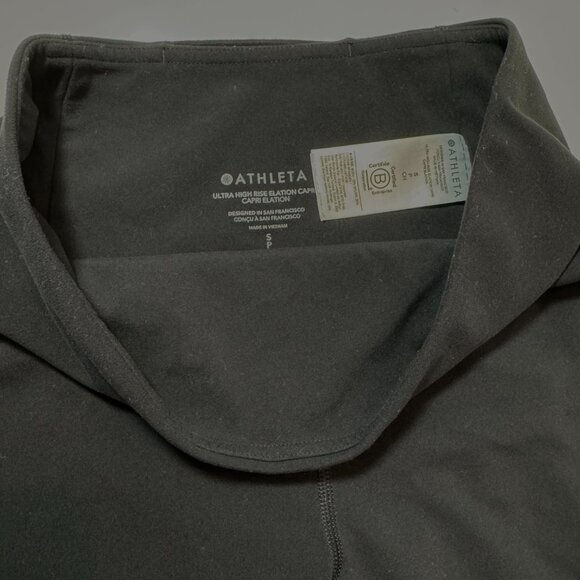 Athleta Women's ELATION ULTRA HIGH RISE CAPRI Size Small in Black - Picture 6 of 6